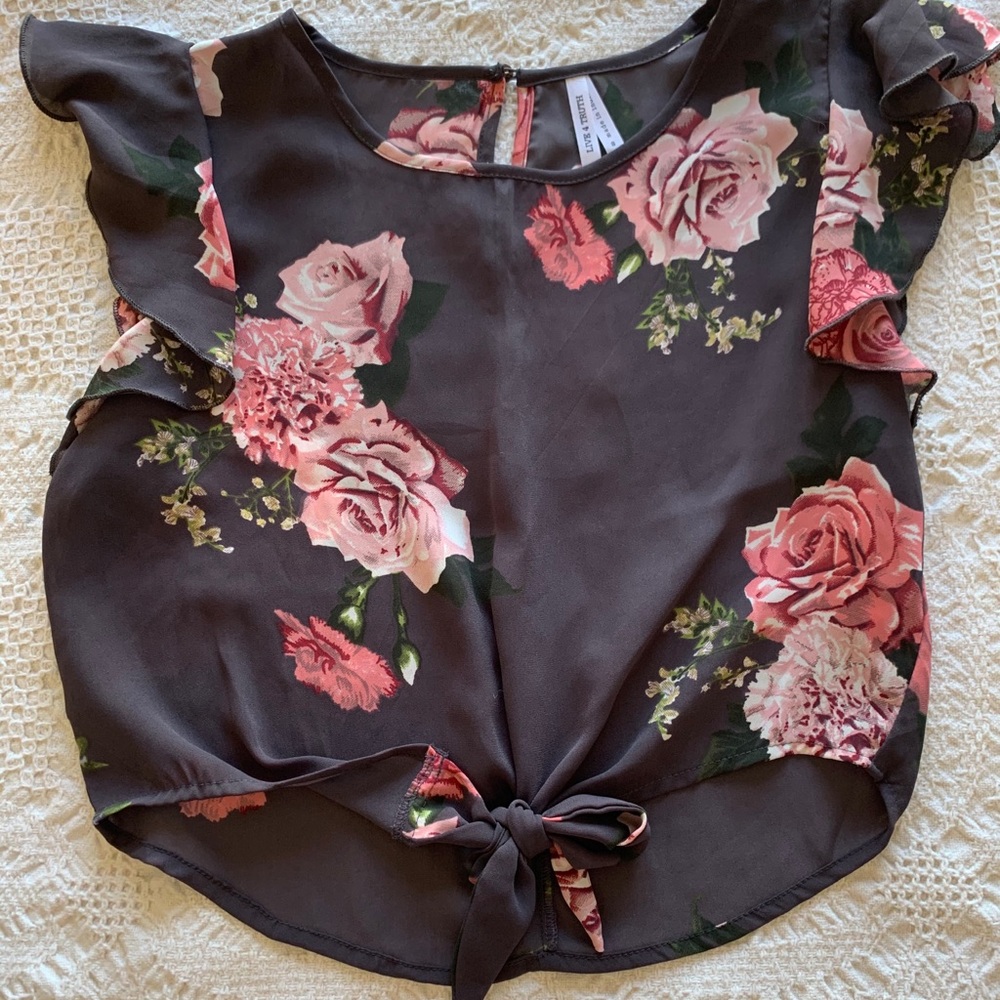 Flowery crop top